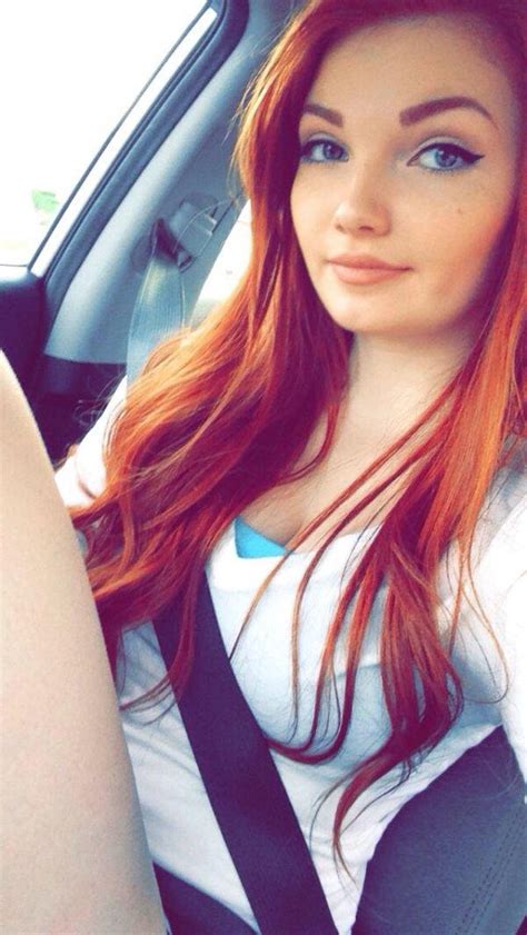Chivettes Put Their Car Selfies On Cruise Control 51