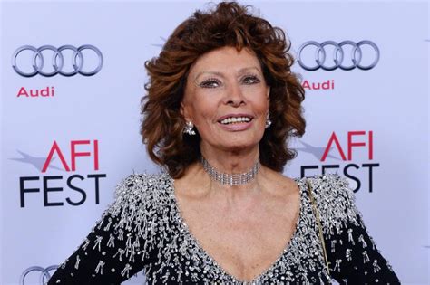 Sophia Loren Imádja A Netflixet Az Előttem Az élet Megvette A