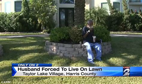 Texas Man Has Been Forced To Live On The Front Lawn Of His Own 1 3m Mansion Daily Mail Online