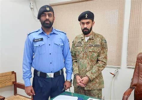 اسلام آباد میں پاکستانی فوج کی وردی میں ملبوس جعلی کپتان گرفتار Urdu News اردو نیوز