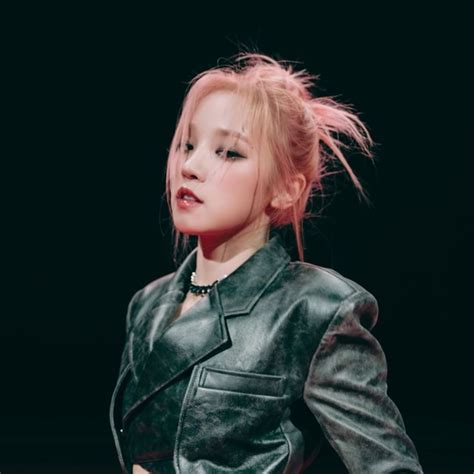 Yuqi G I Dle Korean Hairstyle Tomboy Hairstyles