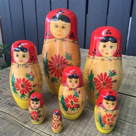 Just In Today Original Vintage Russian Nesting Dolls Hand Painted Complete Set Of 7 Tallest
