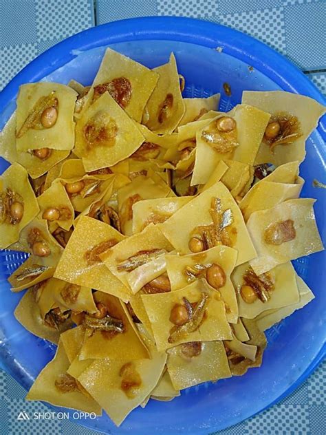 100 gm sos manis 100gm sos cili 2 sudu besar air garam dan lada. "Rempeyek Ekspres" Guna Kulit Popia, Janji Ada Kacang ...