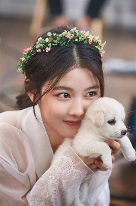 Kim jonghyun images ♦ jonghyun ♦ wallpaper and background photos. Kim Yoo Jung shock attack: Cha Tae Hyun 'heartbroken ...