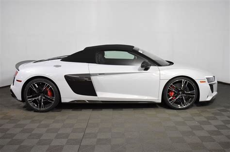 Spyder convertible model available and a potential 200 mph top speed in their. 2020 New Audi R8 Spyder V10 performance quattro at Inskip ...