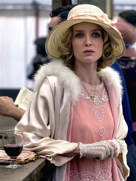 Fashion And Costumes — Annabelle Wallis As Grace Burgess In Peaky
