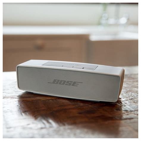 Bose Soundlink Mini Ii Bluetooth Speaker Pearl Box Opened At Gear4music
