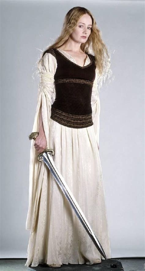 Eowyn Photo Eowyn Lotr Costume Lord Of The Rings Dresses