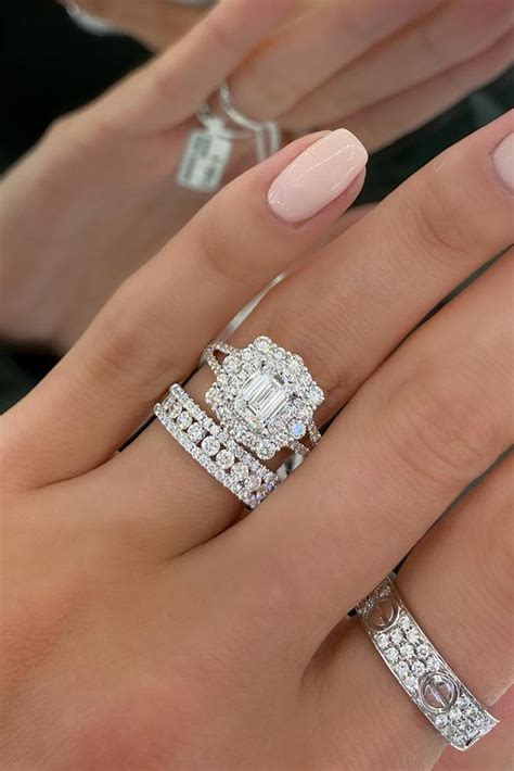 30 Uncommonly Beautiful Diamond Wedding Rings Oh So Perfect Proposal