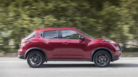 Nissan Juke Suv Pictures Carbuyer