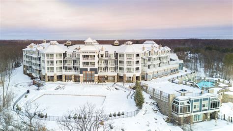 Find Winter Adventures At 13 Cozy Resorts Marriott Bonvoy Traveler