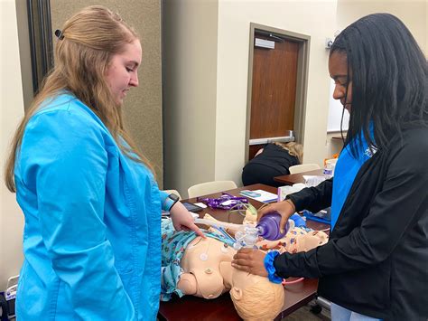 Health Sciences Academy students learn about future employment