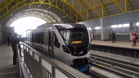 Heavy rail is mostly used for intercity passenger and freight transport as well as some urban public transport, while rapid. Indonesia's first Light Rail Transit debuts ahead of Asian ...