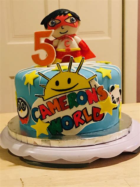 Discover how fun learning can be, as your favorite vlog superstar and all of his pals explore the world through pretend play, science experiments, diy crafts. Ryan's Toy Review Cake | Candy land birthday party, Ryan ...
