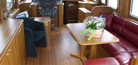 De werkendam is het eerste nederlandse grijperkraanbaggerschip in de binnenvaart dat geheel door lng wordt aangedreven. Almclassic | A channel ship plus