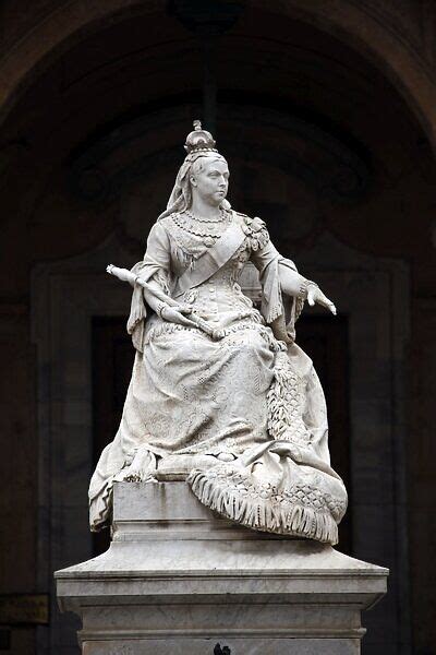 Statue Of Queen Victoria In Valletta Malta Print 6410559