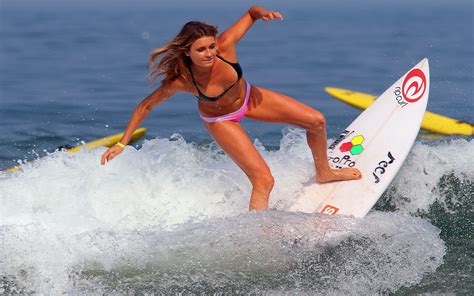 Download Surfing Alana Blanchard Sports Hd Wallpaper