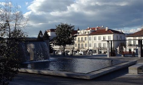 Whether traveling for business or leisure, fafe is an outstanding city to visit with over 23 hotels to. Cidade de Fafe, Portugal