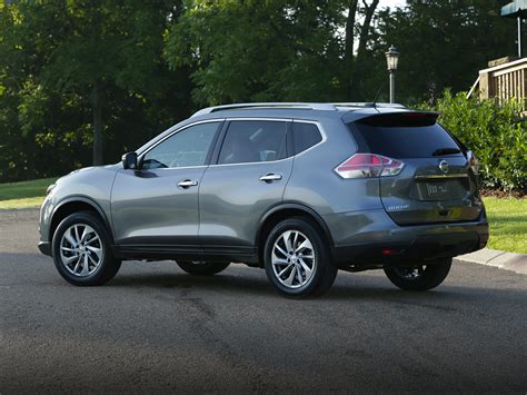 Each of the three is offered. 2015 Nissan Rogue - Price, Photos, Reviews & Features