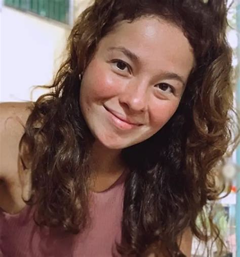 Andi Eigenmann Viral Photo Ex Actress Shares Story Behind Water Tub