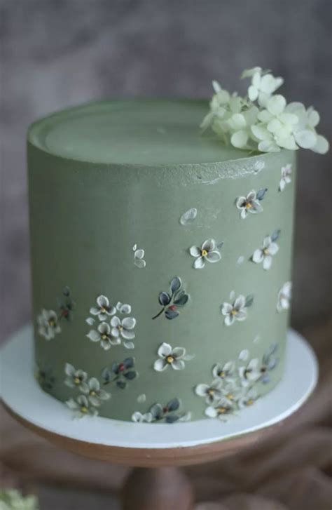43 Cute Buttercream Flower Cake Ideas Sage Green Tone