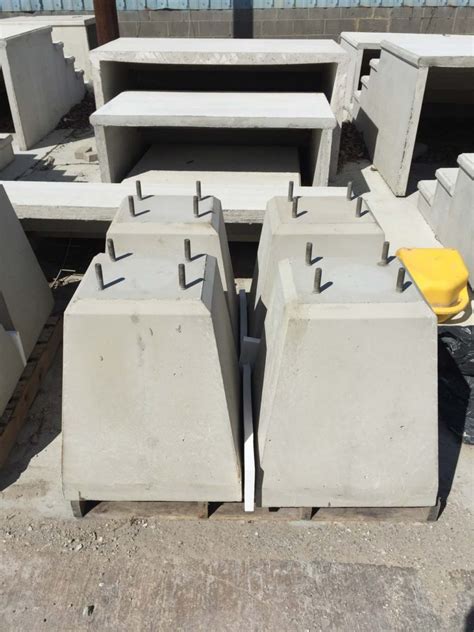 Signpost1 Totowa Concrete Products