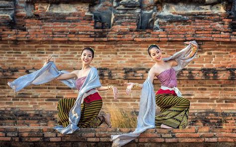 All Things About Thai Traditional Dance And Costume Ume Travel