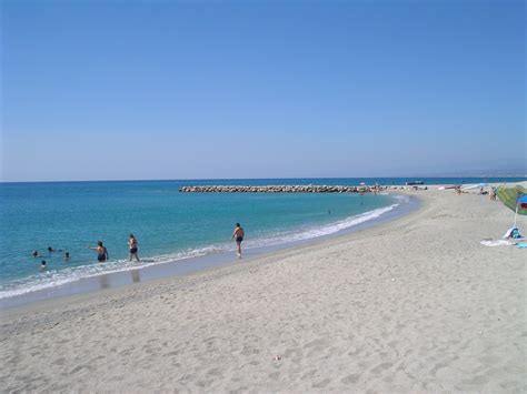Spiaggia di Roccella Ionica - Portale spiagge italiane: trovaspiagge.it