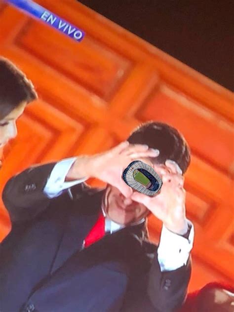 Los Mejores Memes Del Corazón De Peña Nieto En El Grito Erizos