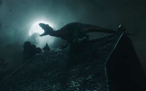 Jurassic World Goes Gothic In This Terrifying New Fallen Kingdom Trailer