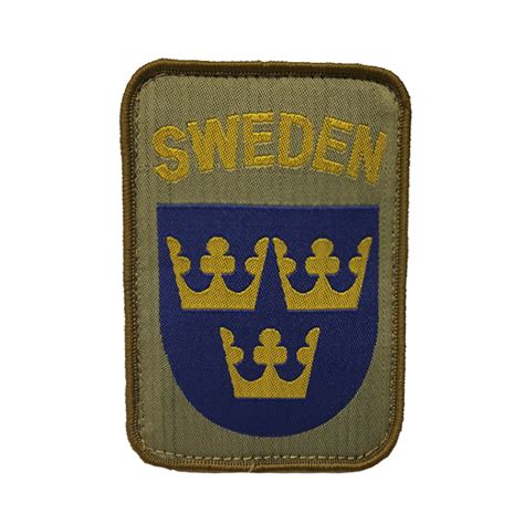 Flagga samt tre kronor patch medföljer. Tre Kronor Sweden med Kardborre, Khaki