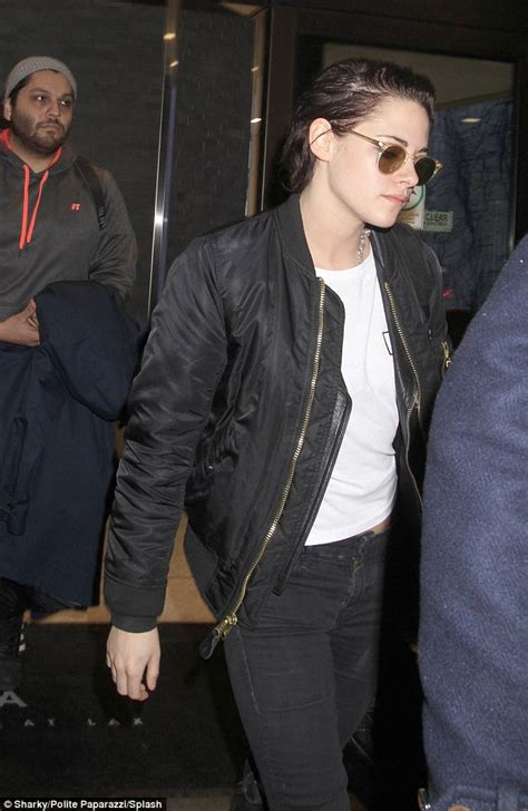 Kristen Stewart Shows Bruises Through Torn Jeans At Lax Daily Mail Online