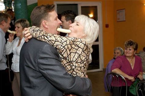 Granted, giving a heartfelt speech is certainly different from a sermon. Funny Wedding Games (37 pics) - Izismile.com