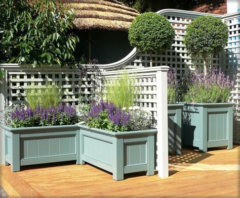 54 Beautiful Yet Functional Privacy Fence Planter Boxes Ideas