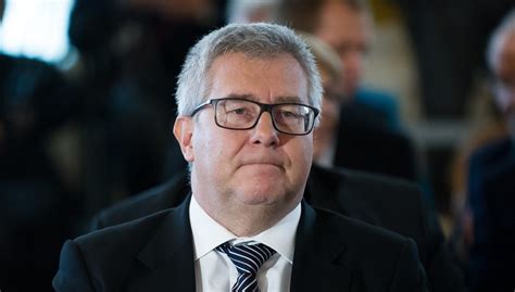 Ryszard Czarnecki Przyst Piono Do Ataku Na Mnie Wydarzenia W Interia Pl