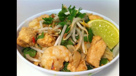 These are really delicious, but not the best if you're on a diet! Gordon Ramsay Pad Thai Youtube - How To Make Chicken Pad Thai Youtube - white-scribble-wall