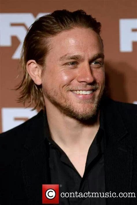 Oh That Smile Charlie Hunnam Charlie Sons Of Anarchy