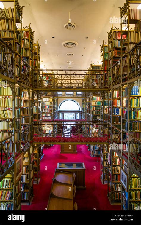 White Library Hi Res Stock Photography And Images Alamy