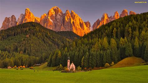 Tapety Zdjęcia Santa Maddalena Wieś Łąka Południowy Tyrol Góry