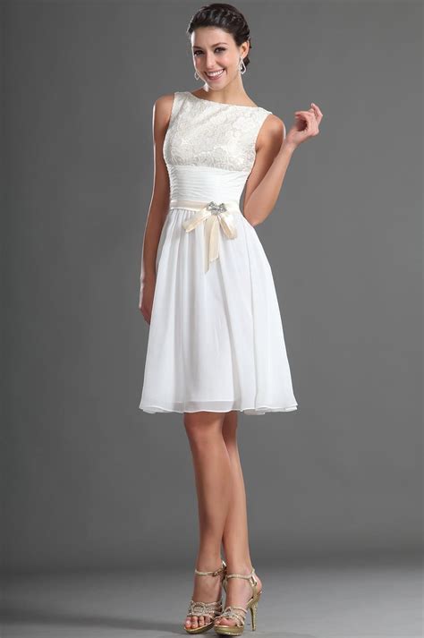 Here are the real milanoo bridesmaid dresses reviews for you to know about their happy bridesmaid dresses shopping experience at milanoo.com. Knee Length Modest White Chiffon Lace Short Bridesmaid ...