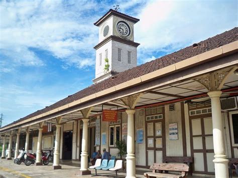 Selama perjalanan yang dimulai dari stasiun sungai buloh, selangor sampai ke stasiun ipoh, perak (dan sebaliknya), kereta. Alor Setar railway station - Alchetron, the free social ...