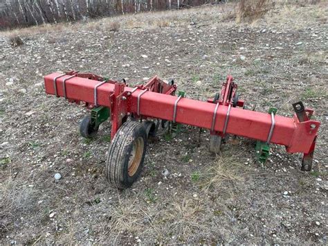 Case Ih 183 Cultivator Booker Auction Company