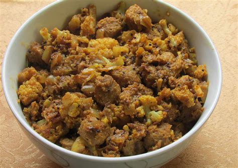 Cauliflower And Soya Chunks Sabzi Recipe Recipes Food Factory