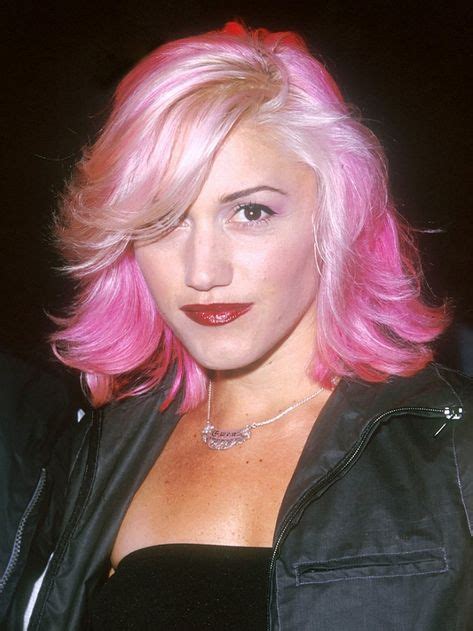 Get Out Your Lip Liners—five 90s Beauty Trends Making A Big Comeback Gwen Stefani Hair Pink