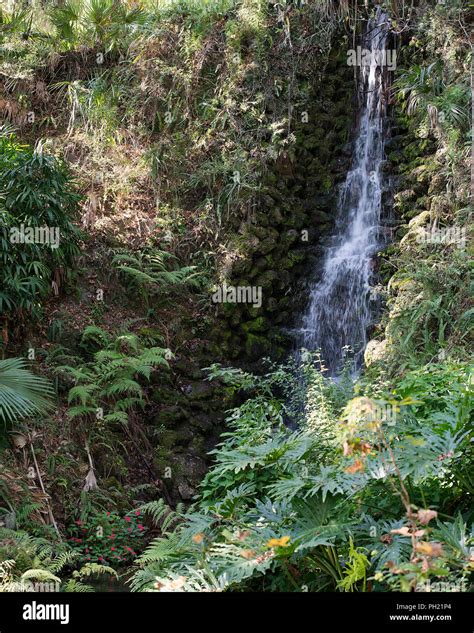 Waterfall Screensaver Hi Res Stock Photography And Images Alamy