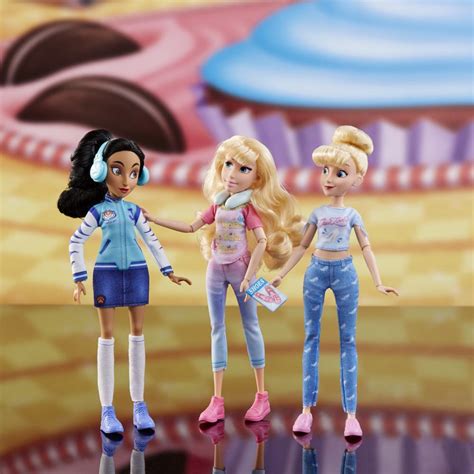 Disney Princess Comfy Squad Aurora Ralph Breaks The Internet Movie