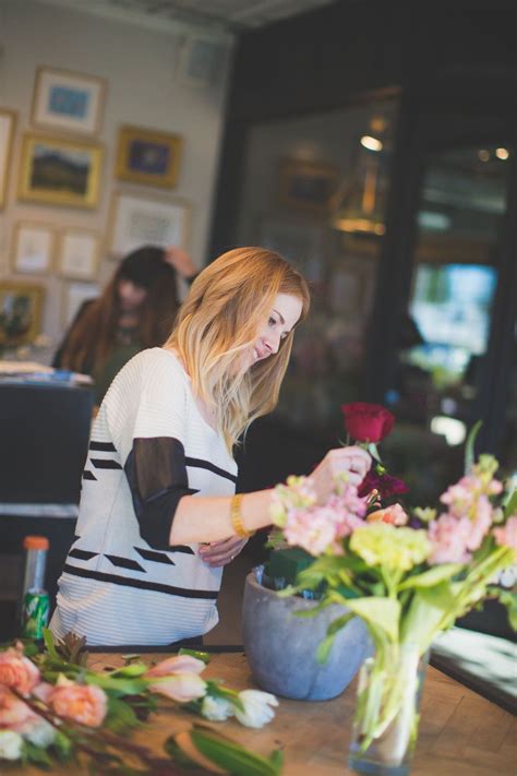 Free flower delivery by top ranked local florist in glasgow, ky! Camelback Flowershop | Flower delivery, Same day flower ...