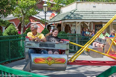 Dollywood Scrambler Ride Review With Info And Photos