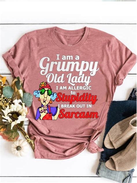 I Am A Grumpy Old Lady Graphic Tee Noracora