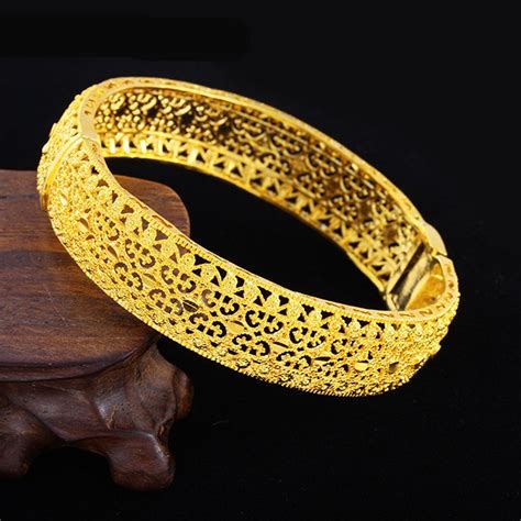 Newest Jewelry Hollow 18k Yellow Gold Filled Bangle Dubai Bracelet For
